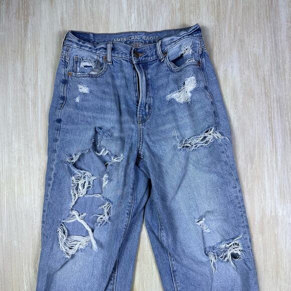 American Eagle Relaxed High Rise Mom Jean Distressed Destroyed Ripped Jeans 4 - Picture 2 of 15